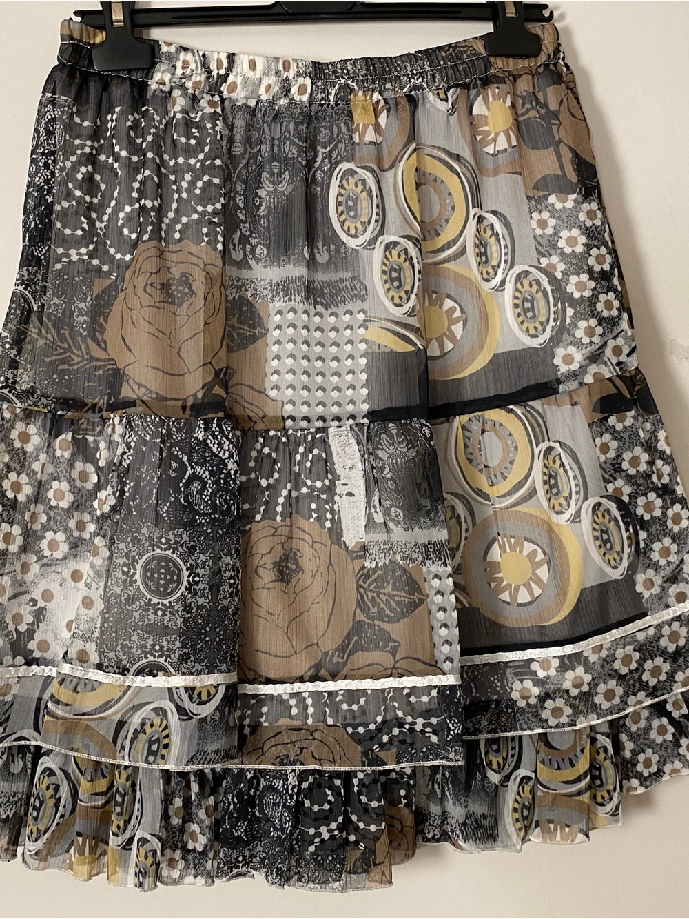 NWT Tiered Floral Patchwork Skirt in Black, Gray & Tan